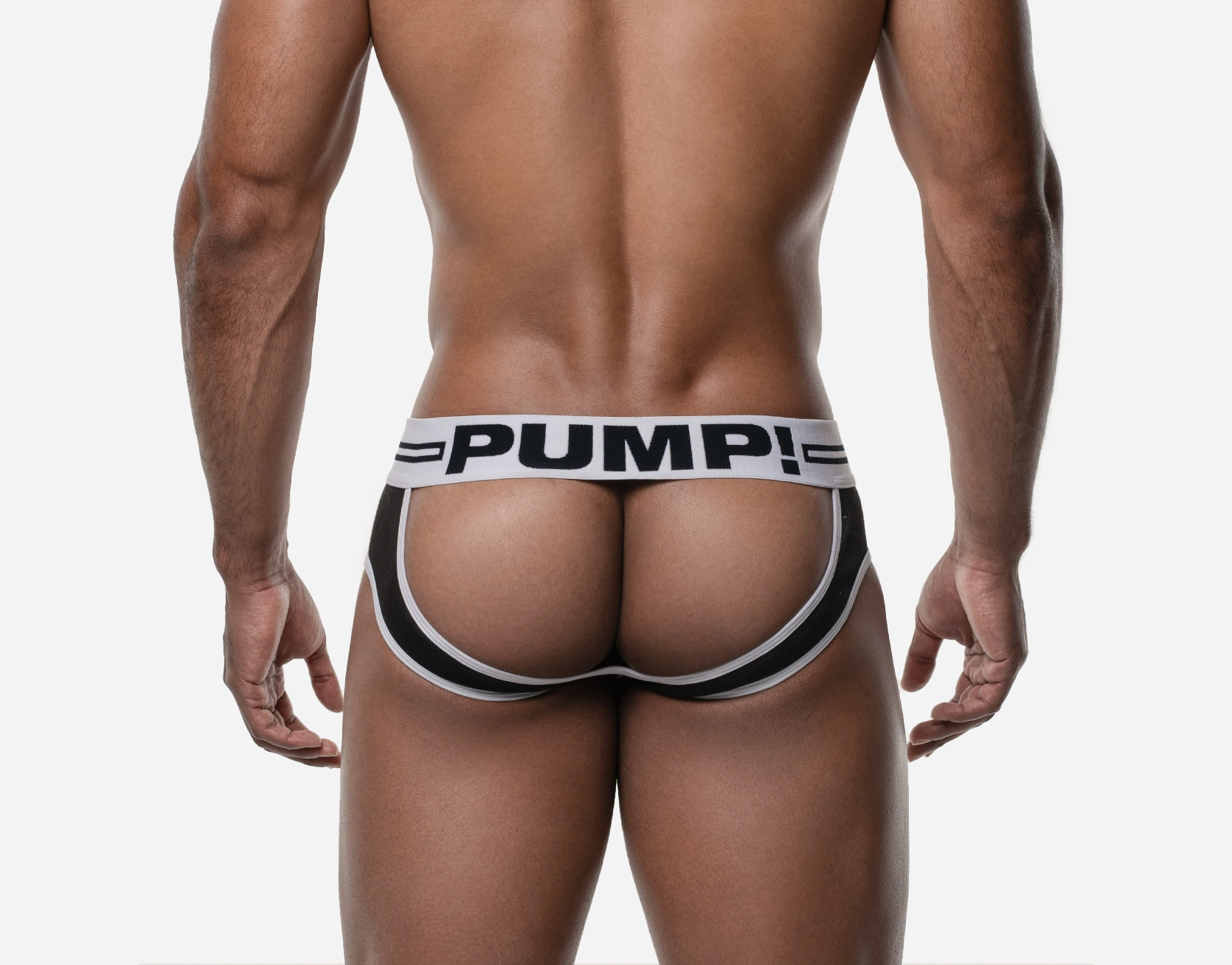ROUND2_BLACK_BACKLESS_BRIEF_3.webp