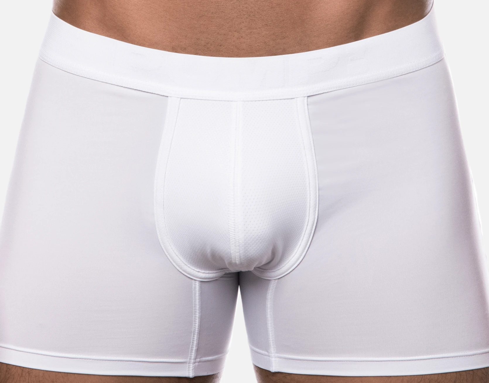 White-cooldown-boxer-4