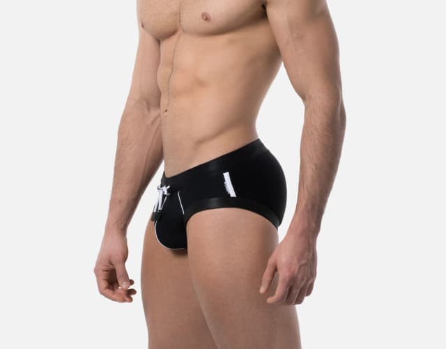 Black-water-brief-2