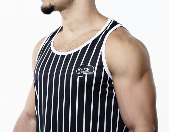 Black-striped-tank-4.webp