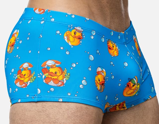 Ducky-water-trunk-4.webp