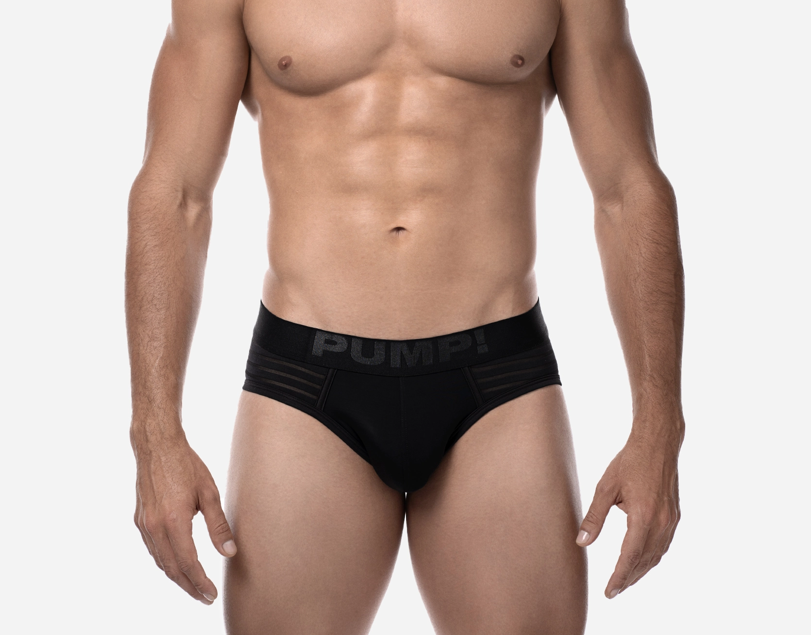 PUMP-WHISPER-BLACK-BRIEF-1.webp