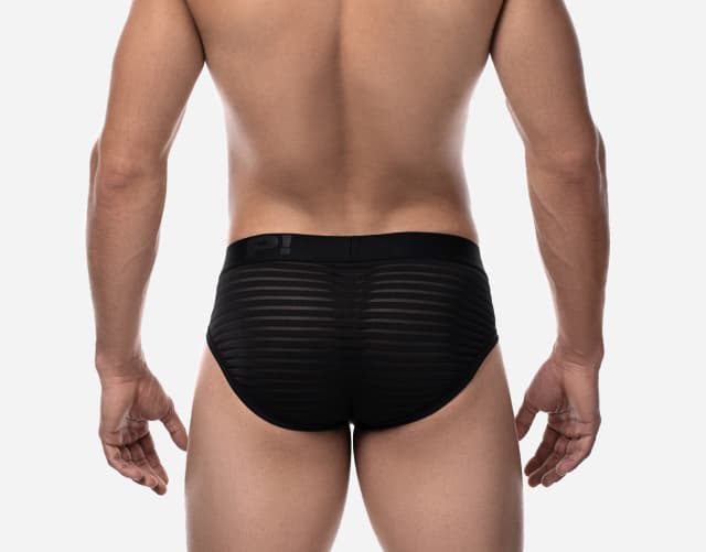PUMP-WHISPER-BLACK-BRIEF-3.webp